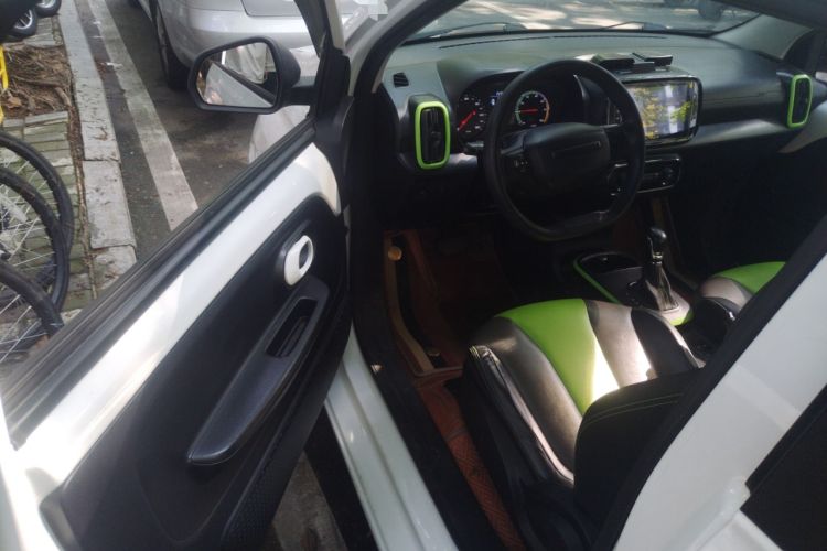 Used Roewe Clever 2021 302 km New Four-Seater Super-Efficient Version