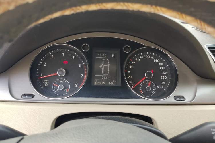 Used Volkswagen Magotan 2012 Revised 1.8TSI Luxury Version Instrument Cluster