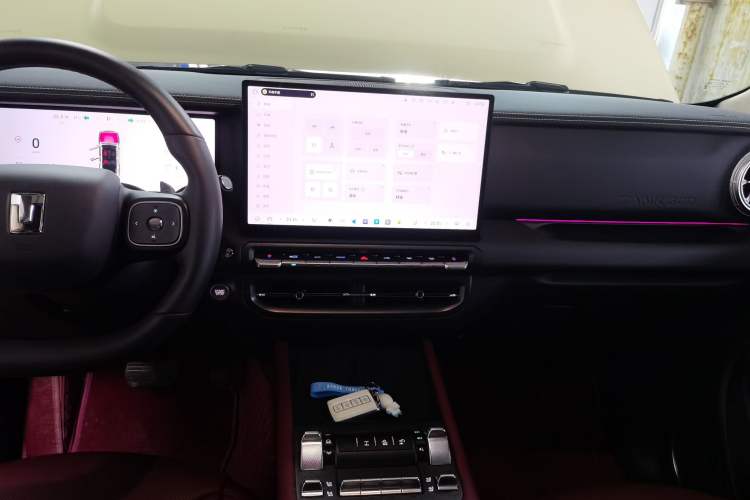 Used Tank 300 New Energy 2025 Hi4-T