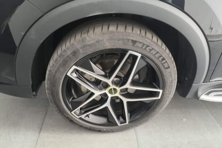 Used Roewe RX5 New Energy 2021 ePLUS National Trend Ronglin Luxury Edition Left Front Wheel Hub