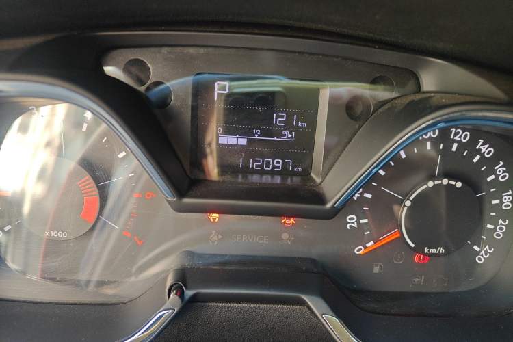 Used Citroen C4 Sega 2016 1.6L Automatic Luxury Model
