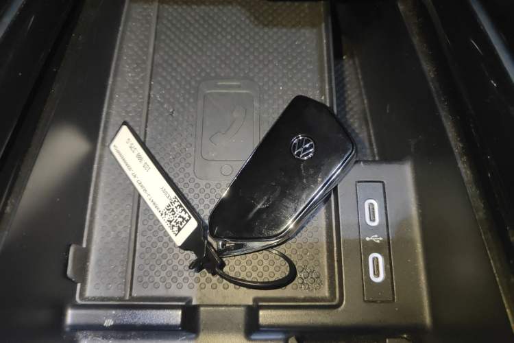 Used Volkswagen ID.6 X 2022 Intelligent Long-Range Version Vehicle Key