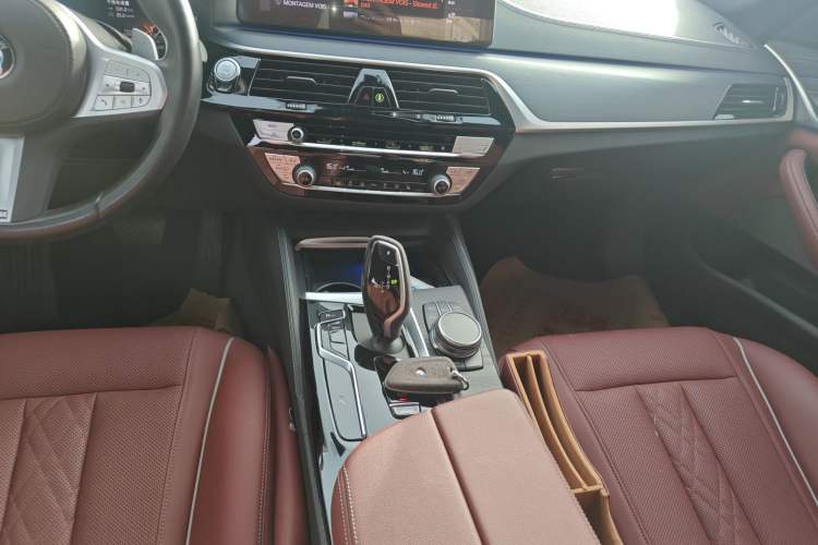 Used BMW 5 Series 2023 530Li Leading Model M Sport Package