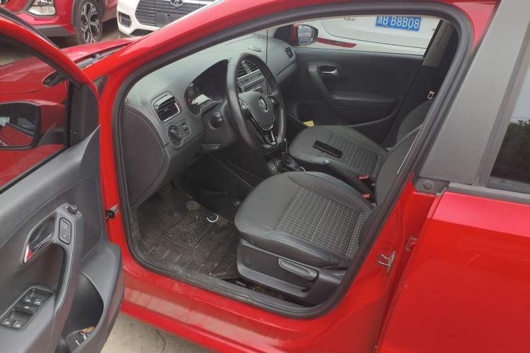 Used Volkswagen Polo 2018 1.5L Automatic Enjoyment Model