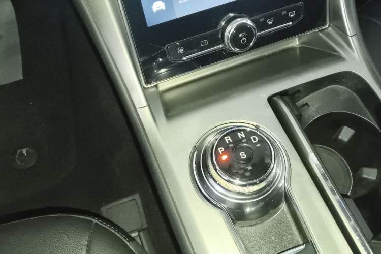 Used Ford Mondeo 2020 EcoBoost 200 Stylish Model
