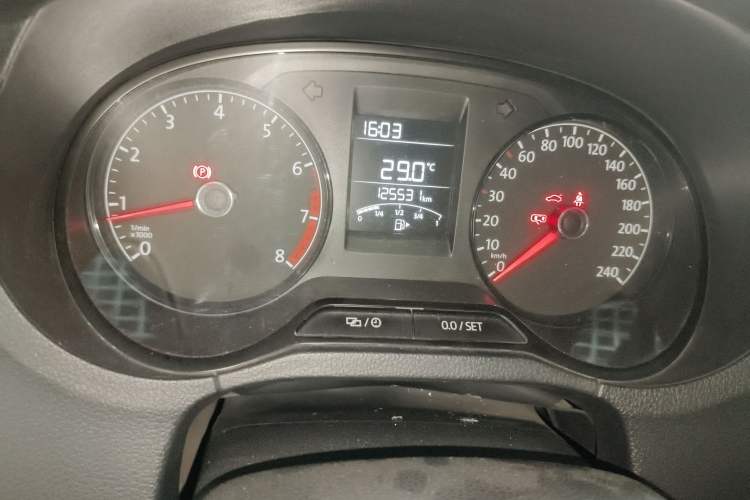 Used Volkswagen Polo 2016 1.4L Manual Fashion Model Instrument Cluster