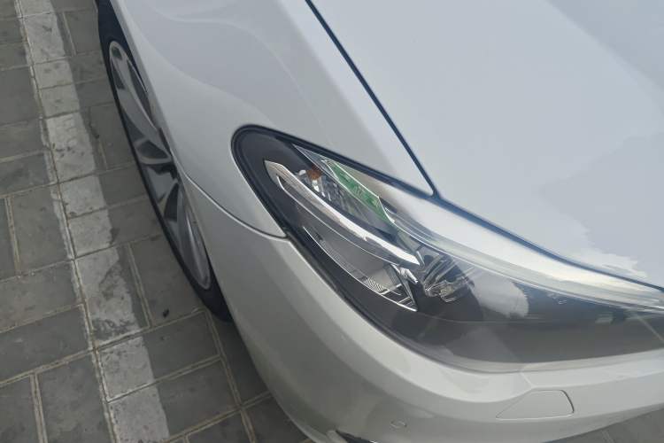 Used BMW 5 Series 2017 525Li Leading Model Right Front Headlight