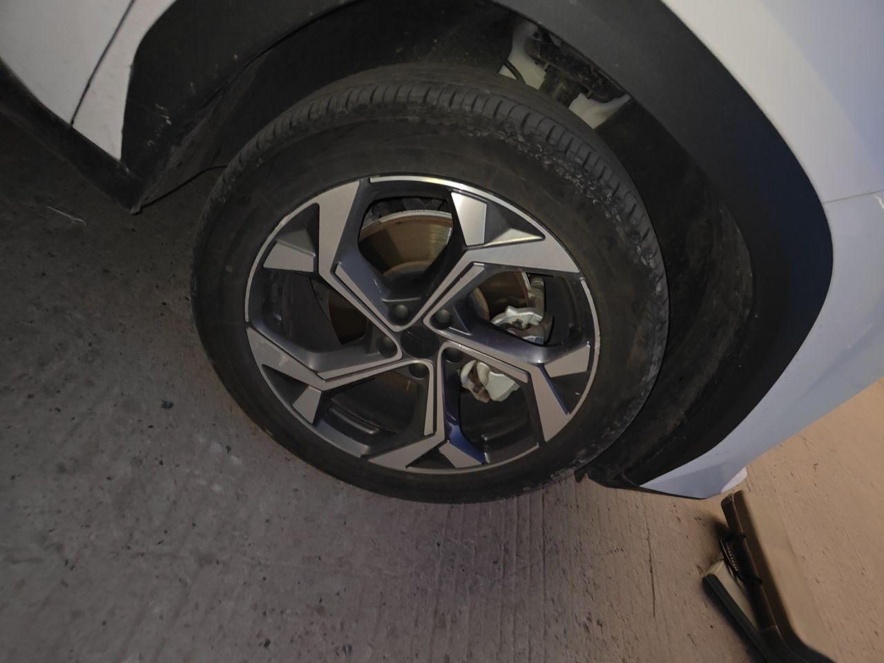 Geely Auto FX11 2023 1.5TD DCT Prestige Edition — снимка 8