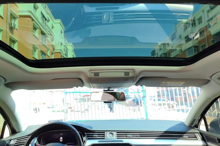 Used Volkswagen Magotan 2020 280TSI DSG Comfort Edition Headliner