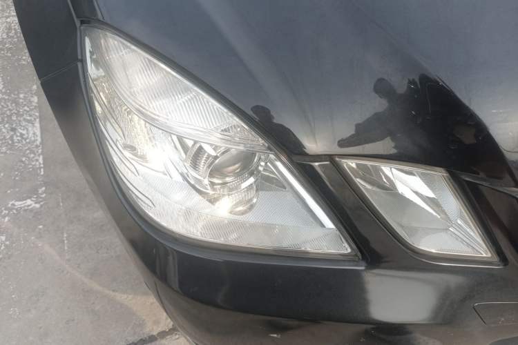 Used Mercedes-Benz E-Class 2012 E 200 L CGI Elegant Model Right Front Headlight