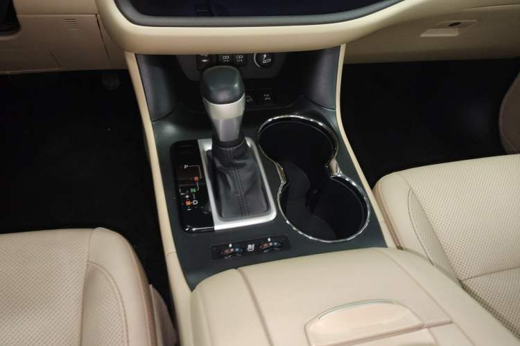 Used Toyota Highlander 2018 2.0T Four-Wheel Drive Ultimate Edition 7-Seater Emission Standard China V
