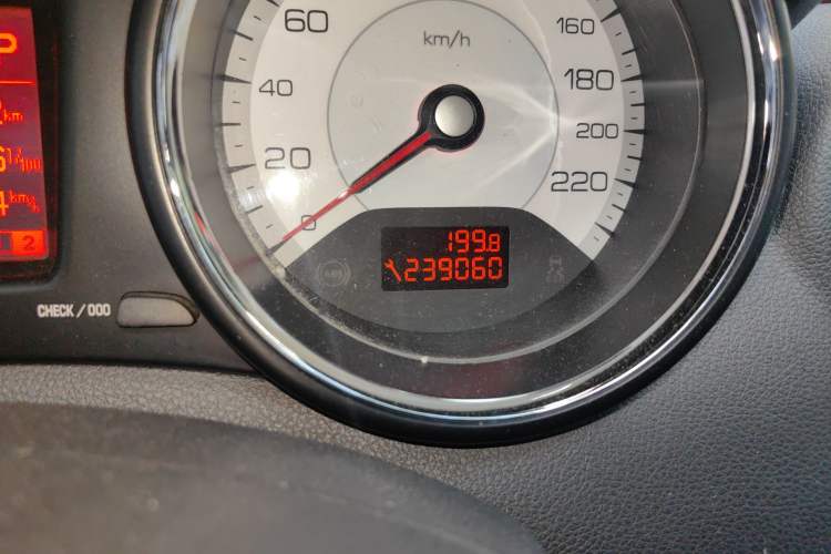 Used Peugeot 408 2011 2.0L Automatic Comfort Edition