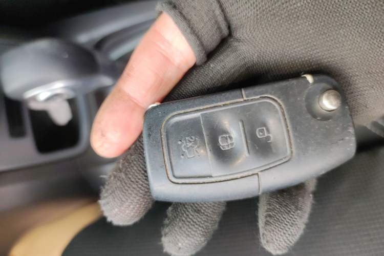 Used Ford Fiesta 2013 Hatchback 1.5L Automatic Fashion Edition
