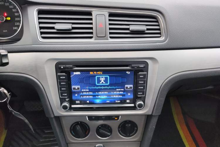 Used Volkswagen Lavida 2013 Restyled Classic 1.6L Automatic Comfort Edition
