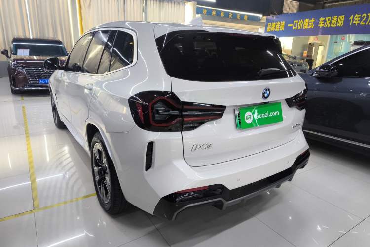 Used BMW iX3 2024 Leading Model