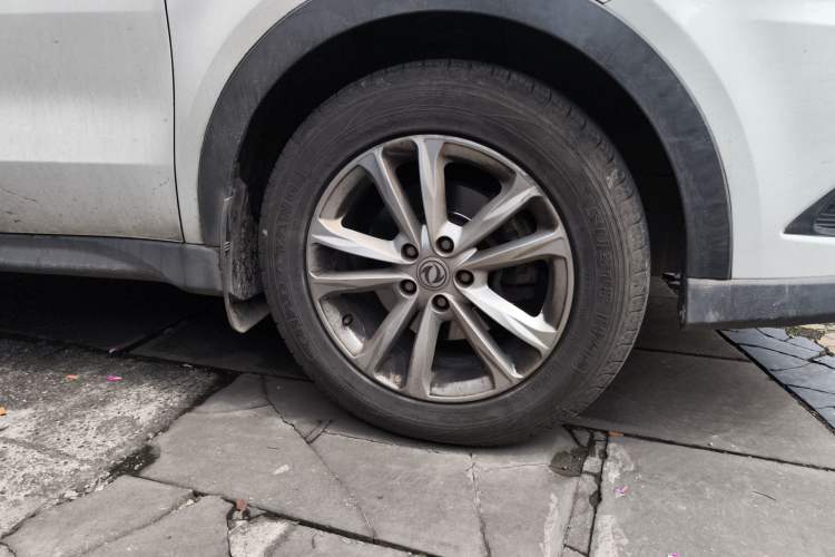 Used Dongfeng Fengon 580 2016 1.8L Manual Comfort Model