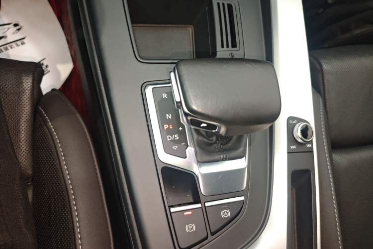 Used Audi A4L 2020 40 TFSI Fashion Dynamic Model