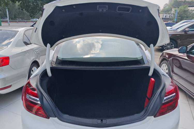 Used Buick Regal 2015 1.6T Leading Technology Model
