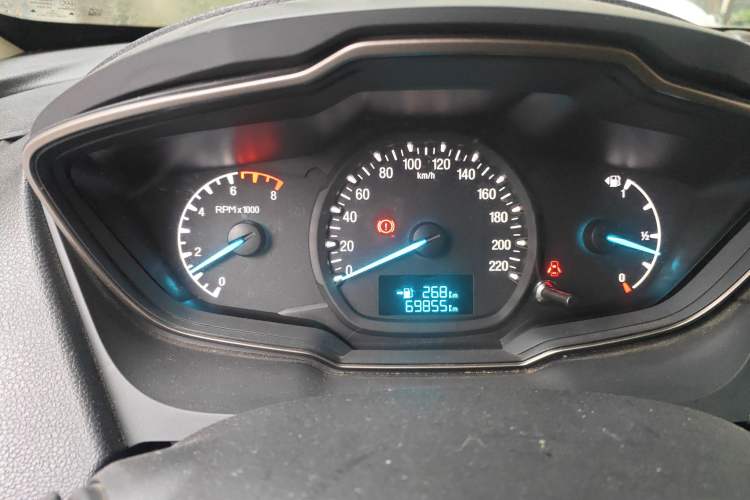 Used Ford Escort 2015 1.5L Manual Comfort Model
