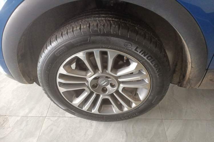 Used Qoros 5 2017 1.6T Automatic Prestige Model