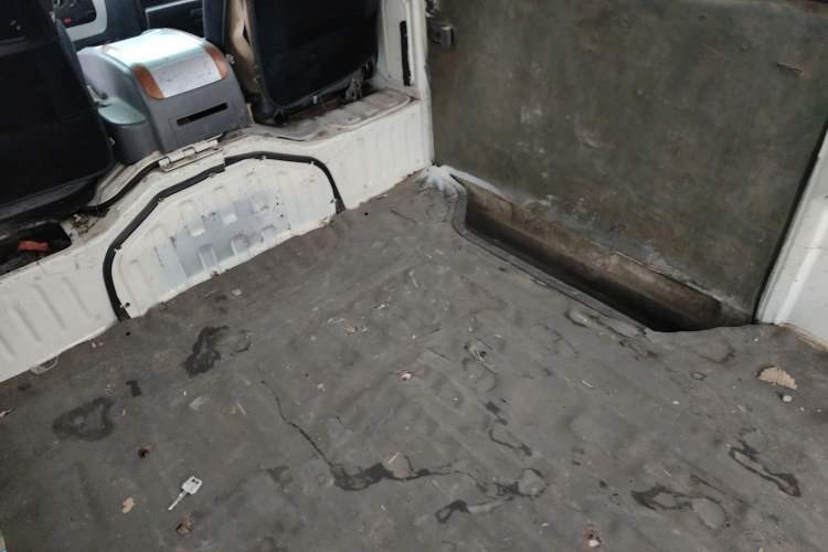 Used King Long Golden Way 2016 2.0L Value-Plus Edition 4G20
