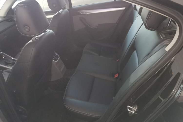 Used Skoda Octavia 2015 1.4TSI DSG Eado Edition
