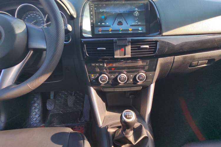 Used Mazda CX-5 2013 2.0L Manual Two-Wheel Drive Comfort Version
