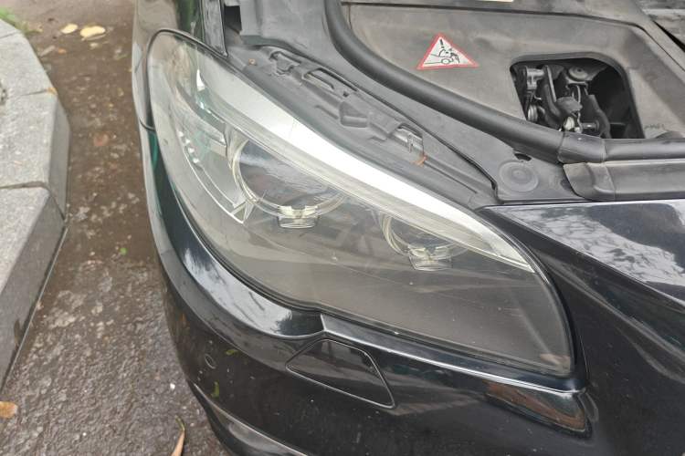 Used BMW 5 Series 2014 525Li Luxury Design Package
