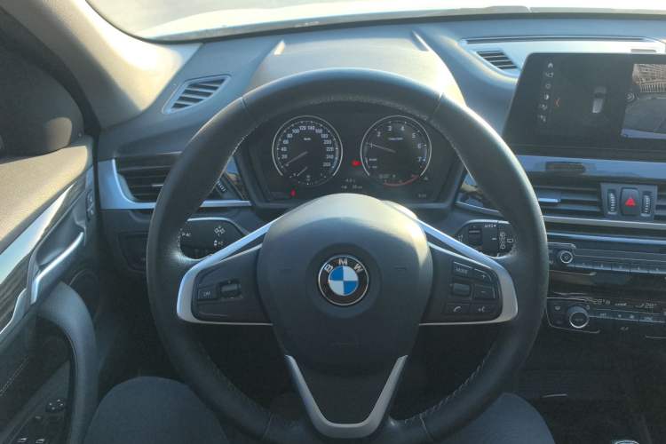 Used BMW X1 2020 sDrive25Li Leading Model