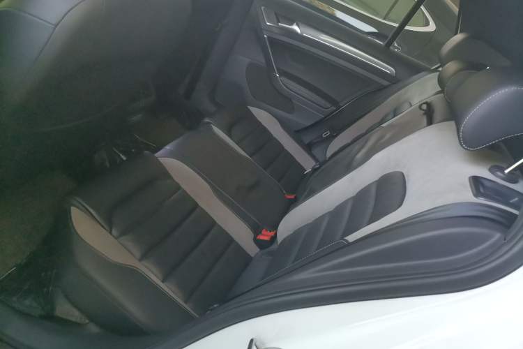 Used Volkswagen Golf 2019 280TSI DSG R-Line China VI Standard
