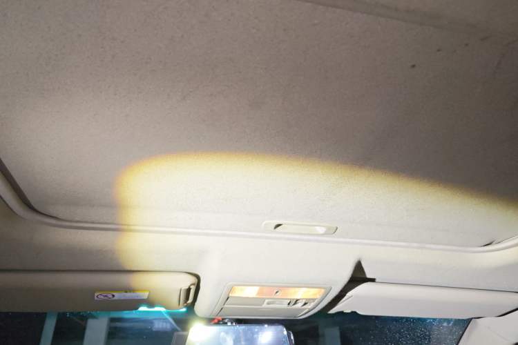 Used Toyota Highlander 2009 2.7L Two-Wheel Drive 7-Seater Luxury Edition