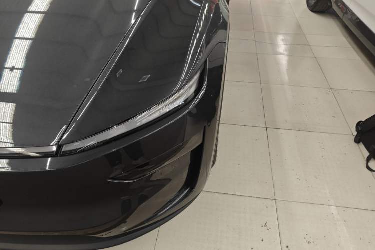 Used Tesla Model Y 2025 Rear-Wheel-Drive Version Left Front Headlight