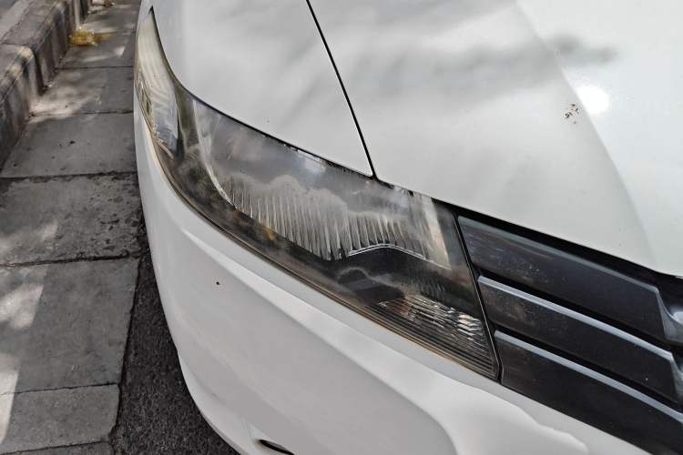 Used Honda City Classic 2011 1.5L Automatic Elite Edition Right Front Headlight