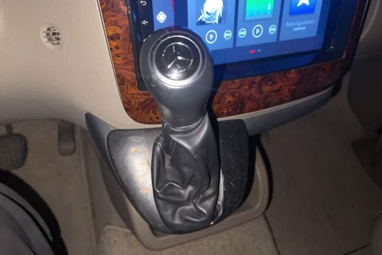 Used Mercedes-Benz Viano 2015 3.0L Partner Edition
