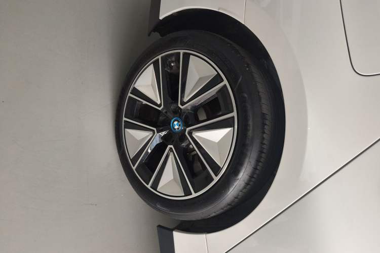 Used BMW i3 2023 eDrive 40 L Midnight Sports Package