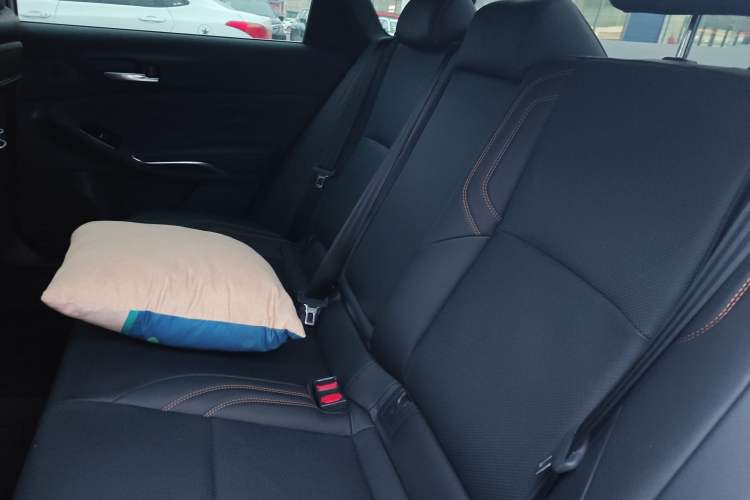 Used Toyota Avalon 2024 Dual-Motor 2.0L Luxury Edition
