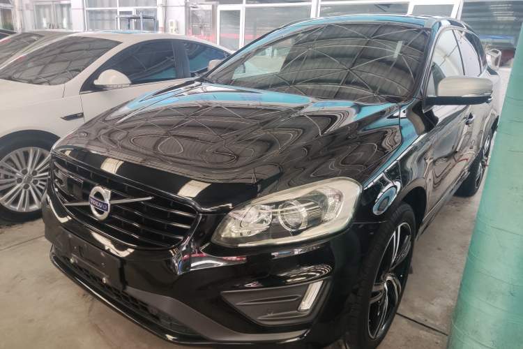 Used Volvo XC60 2017 T5 AWD Personalized Sport Upgrade Edition