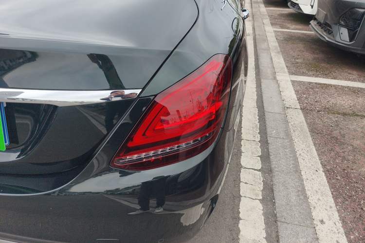 Used Mercedes-Benz C-Class 2020 Restyled C 200 L Fashion Edition Sport Version Right Rear Taillight