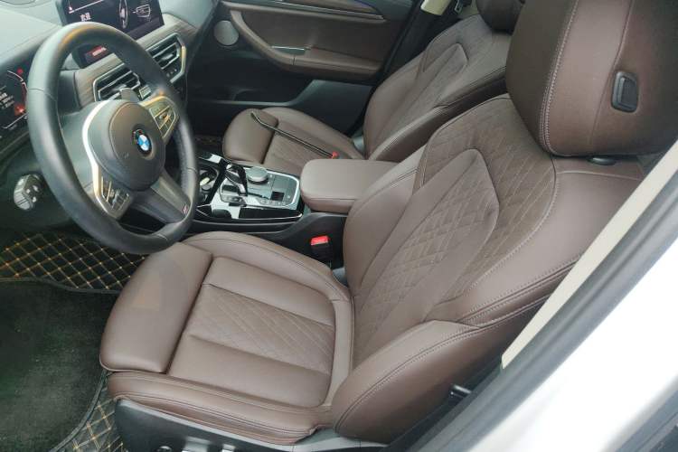 Used BMW X3 2023 xDrive30i Leading Model M Night Edition Package Left Front Seat