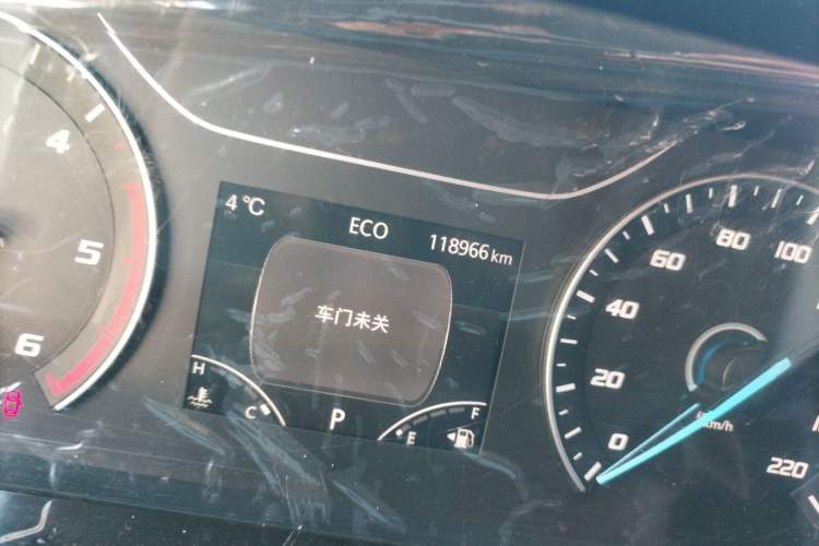 Used Ford Transit 2023 2.0T Diesel Automatic Commercial & Travel Version Mid-axle Low-roof Design 7/8/9-Seater
