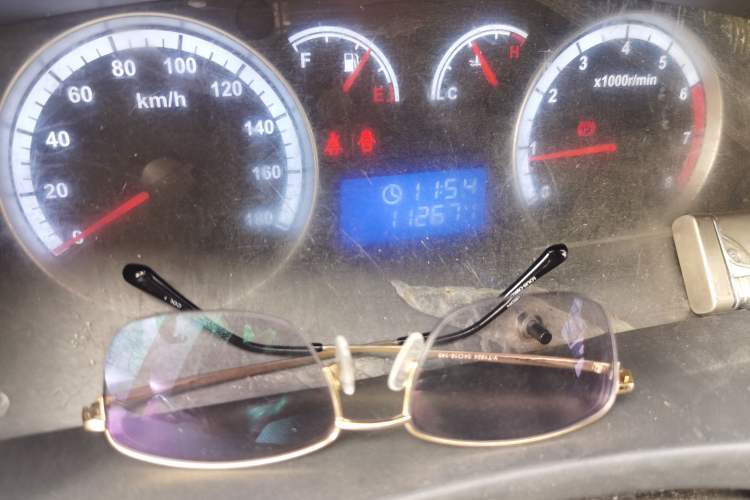 Used Foton Scenic G7 2021 2.4L Gasoline Commercial Version Long Wheelbase High Roof 4-Seater Van – 4K22D4M
