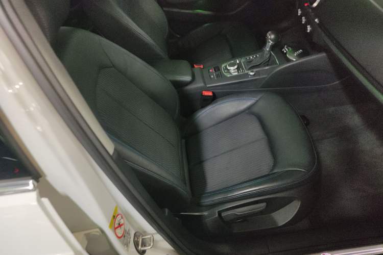 Used Audi A3 2020 Sportback 35 TFSI Fashion Edition China VI Emission Standard
