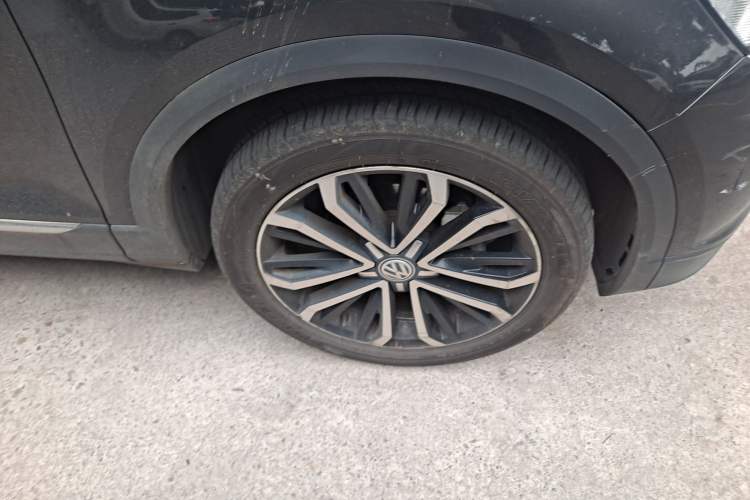 Used Volkswagen T-ROC 2020 280TSI DSG Two-Wheel Drive Comfort Version Right Front Wheel Hub