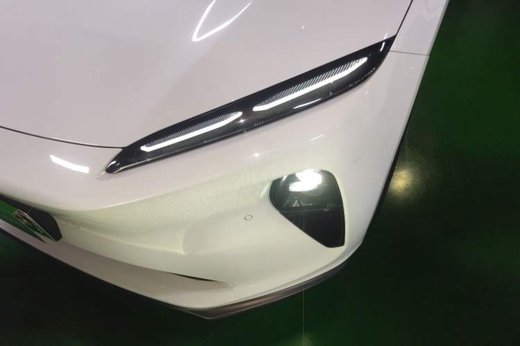 Used Nio ET5T 2023 75 kWh Touring