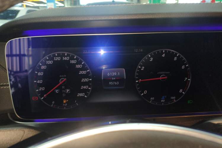 Used Mercedes-Benz E-Class 2017 E 300 L Sport Luxury Edition Instrument Cluster