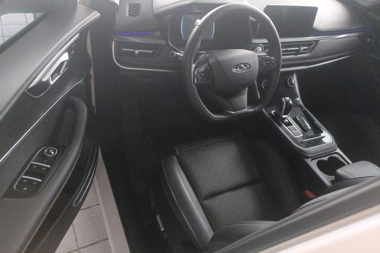 Used Chery Tiggo 8 2025 Excellence Edition 230 TCI Automatic Luxury Version 5 Seats