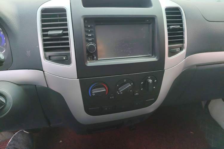 Used King Long Golden Way 2022 2.2L Jetvan Mid-Roof V22H
