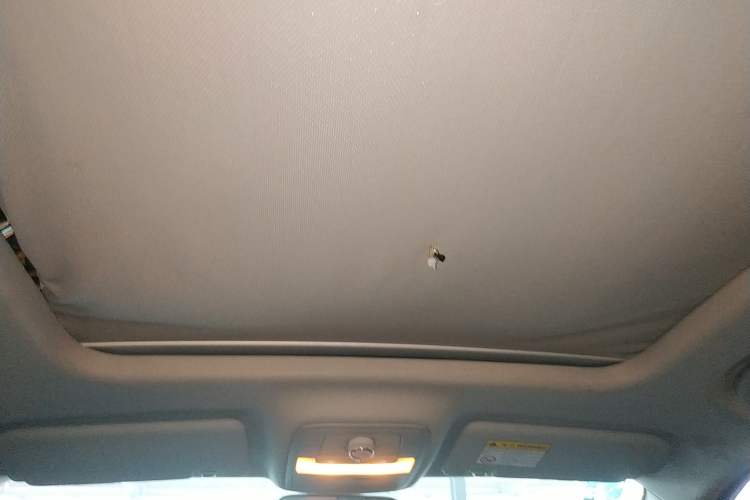 Used Roewe RX5 2020 20T Automatic 4G Connect Excellence Edition