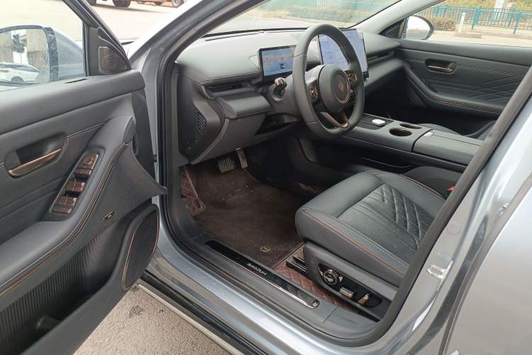 Used Baojun Enjoy 2025 All-Electric 600km Luxury Edition