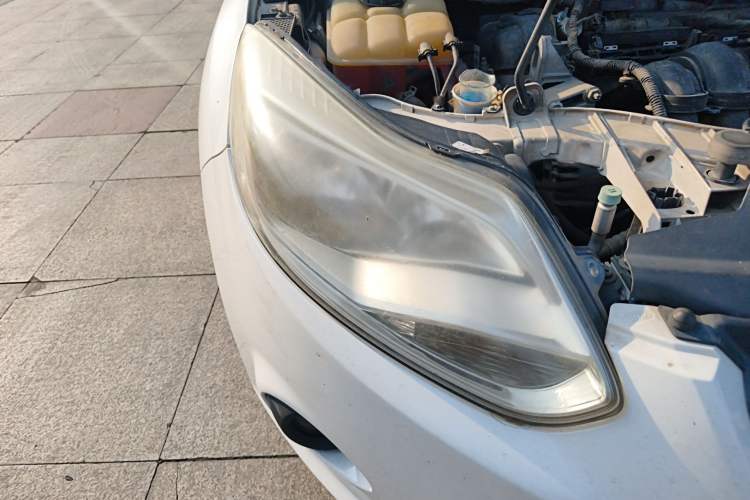 Used Ford Focus 2012 Hatchback 1.6L Manual Comfort Model
